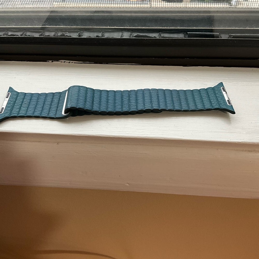 Apple Watch Leather Magnetic Loop OEM Band, Blue, Size S/M, 44mm
